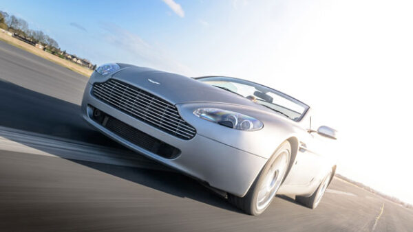 Shop the Exclusive Experience: Drive a Replica Aston Martin DB5 and V8 Vantage for One - Image 3