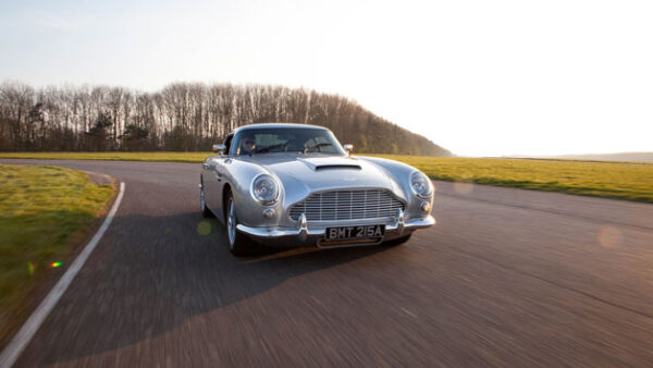 Shop the Exclusive Experience: Drive a Replica Aston Martin DB5 and V8 Vantage for One - Image 5