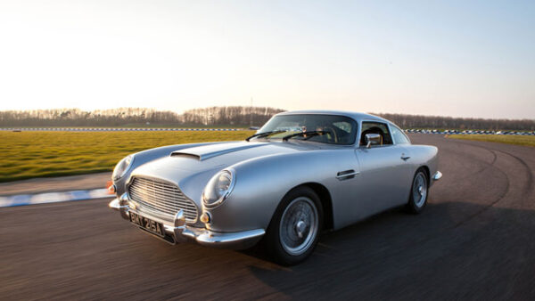 Shop the Exclusive Experience: Drive a Replica Aston Martin DB5 and V8 Vantage for One - Image 2