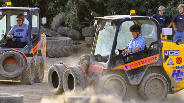 Shop Exclusive Dumper Racing Experience for One at Diggerland - Image 3