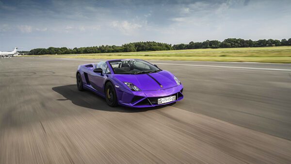 Shop for the Ultimate Supercar Driving Experience – Available All Week - Image 4