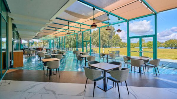 Shop the Luxurious Spa Day Experience for Two with a 25-Minute Treatment and Gourmet Two-Course Lunch at Crowne Plaza Marlow - Image 5