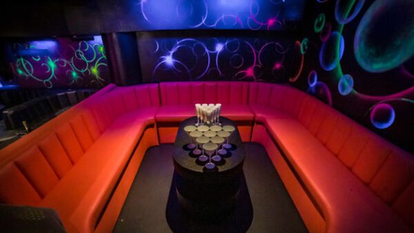 Shop the Exclusive VIP Bottomless Brunch Experience at Ballie Ballerson with Unlimited Access to Giant Ball Pits for Four Guests - Image 3