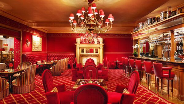 Shop the Exclusive Royal Cocktails and Sharing Platter Experience for Two at The Rubens at the Palace - Image 4