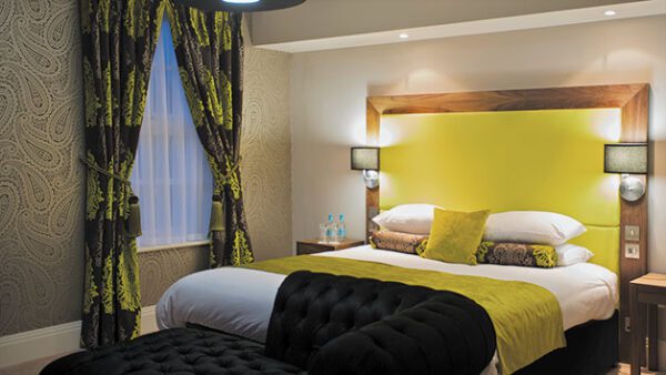 Shop the Ultimate Overnight Spa Retreat for Two with Dinner and a 55-Minute Treatment at Bannatyne Hastings - Image 3