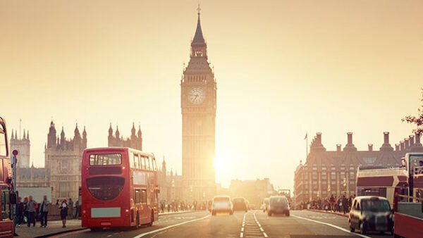 Shop the Exclusive One Night Deluxe Getaway Experience in London - Image 3