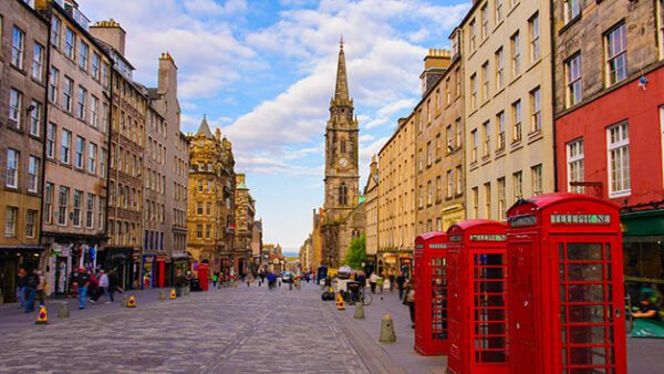 Shop Premium Edinburgh Overnight Stay Experience - Image 5