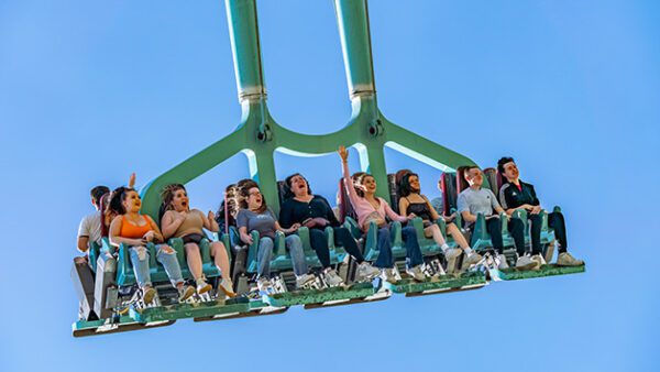 Shop Exclusive Duo Passes for Exhilarating Theme Park Adventures - Image 4