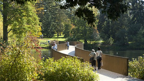 Shop: Exclusive Family Admission Package for Four to Kew Gardens and Palace - Two Adults and Two Children Access Included - Image 6