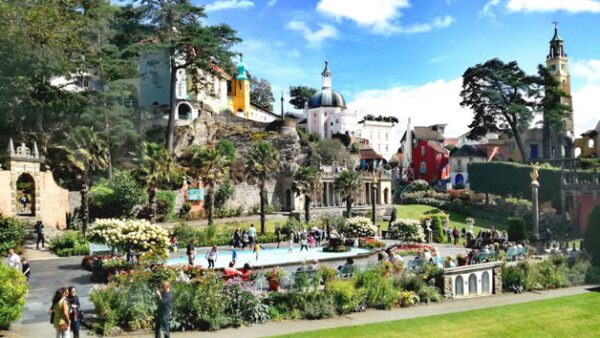 Shop the Exclusive Portmeirion, Snowdonia, and Castle Sightseeing Experience for Two - Image 2