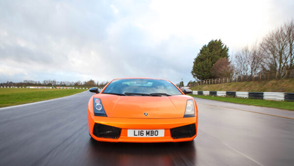 Shop the Exclusive Lamborghini and Ferrari Driving Experience for One - Image 4