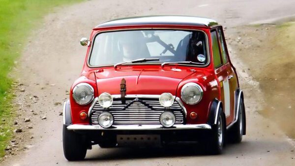 Shop the Italian Job Mini Cooper S Exclusive Three-Mile Driving Experience for One
