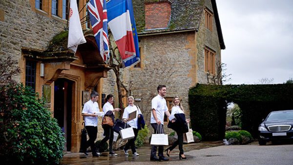 Shop Exclusive Full-Day Culinary Experience for One at The Raymond Blanc Cookery School, Belmond Le Manoir - Image 9