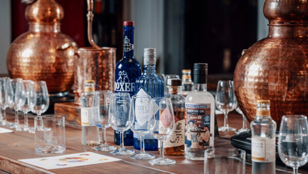 Shop the Exclusive 60-Minute Gin and Tonic Tasting Experience for Two at Liquor Studio - Image 3