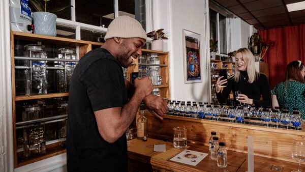 Shop the Exclusive Gin Creation and Tasting Experience at Liquor Studio for Individuals - Image 5