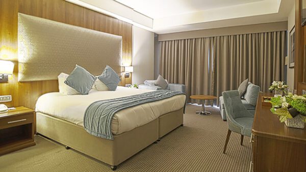 Shop the Exquisite One-Night Couples' Retreat at Formby Hall Golf Resort and Spa - Image 2