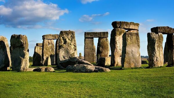Shop the Exclusive Stonehenge Luxury Coach Tour Experience for Two