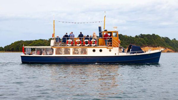 Shop the Exclusive Gin and Jazz Cruise Experience for Two with Dorset Cruises - Image 5