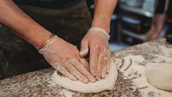 Shop the Exclusive Two-Hour Pizza Crafting Masterclass with Complimentary Wine Tasting Experience for Individuals - Image 4