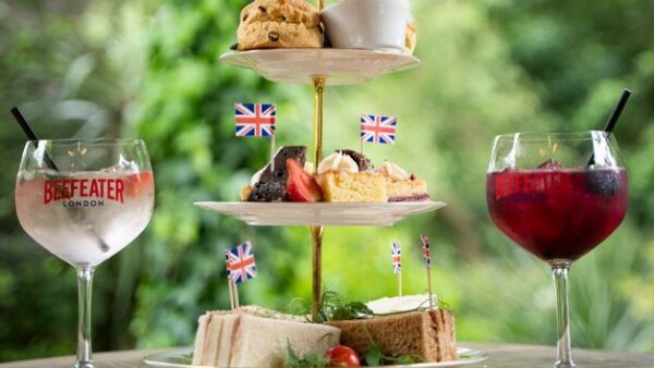 Shop the Exclusive Sparkling Afternoon Tea Experience for Two at The Vicarage Freehouse & Rooms - Image 2