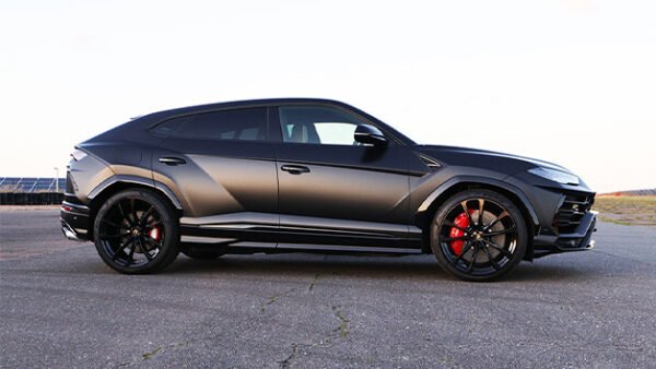 Shop the Exhilarating Weekday Lamborghini Urus Driving Blast Experience